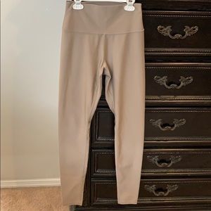 Alo Yoga airlift leggings